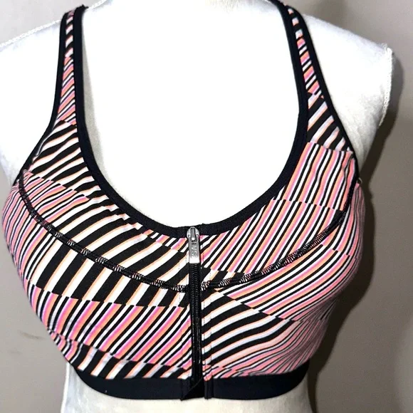 Victoria Secret Sports Bra Size 38C - 6347 - Picture 1 of 5